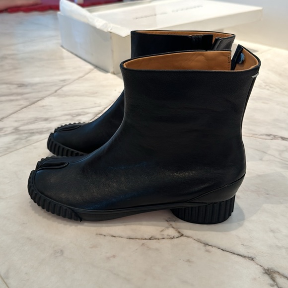 Exceptional quality black leather Japanese split toe tabi shoes boots sz9 - Picture 2 of 6